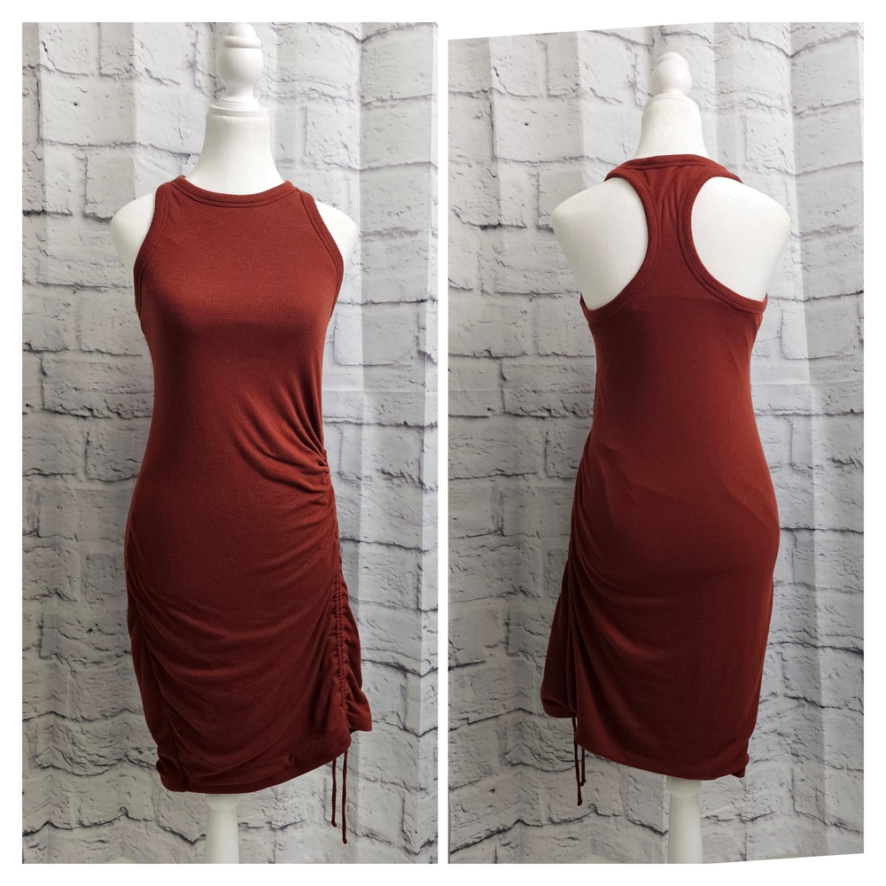 Old Navy UltraLite Racerback Rib-Knit Ruched Dress Size S - Picture 1 of 14